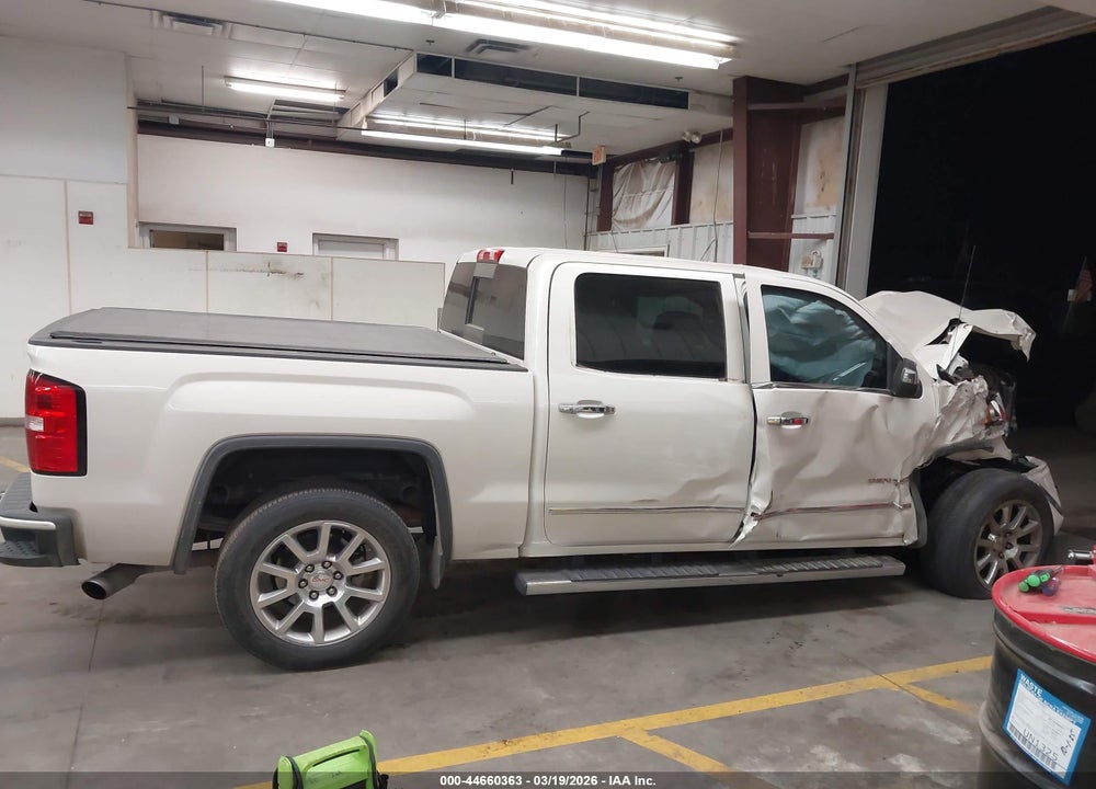 2015 GMC SIERRA 1500 DENALI VIN: 3GTU2WEJ0FG383555