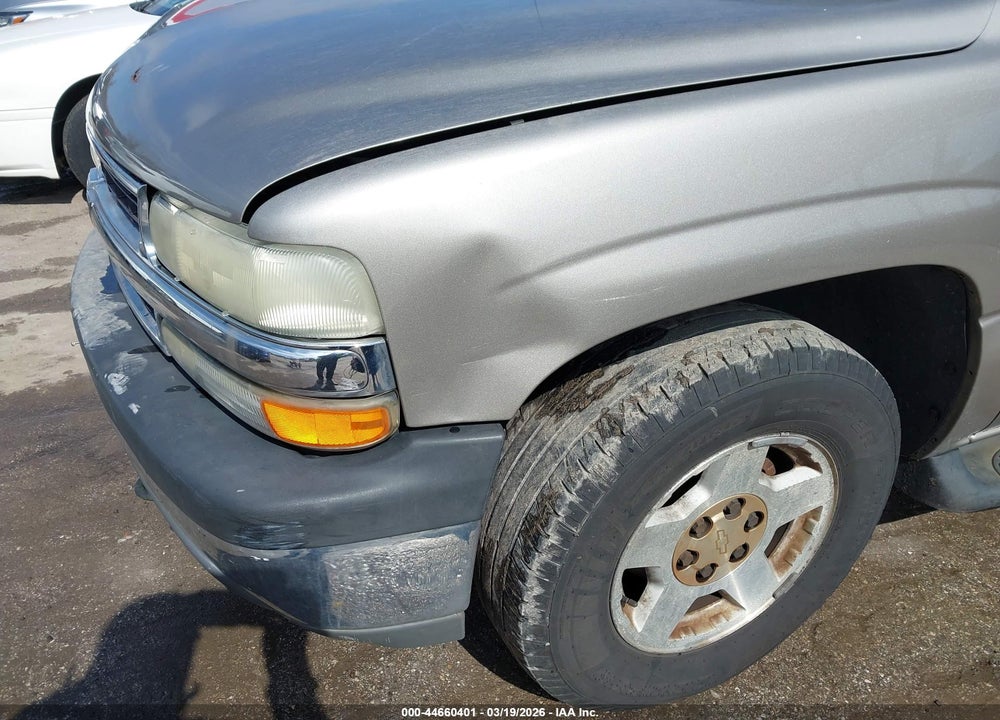 2003 CHEVROLET TAHOE LS VIN: 1GNEK13VX3J189632