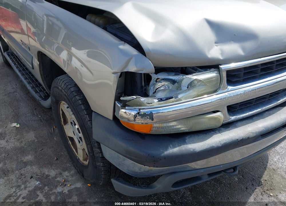 2003 CHEVROLET TAHOE LS VIN: 1GNEK13VX3J189632