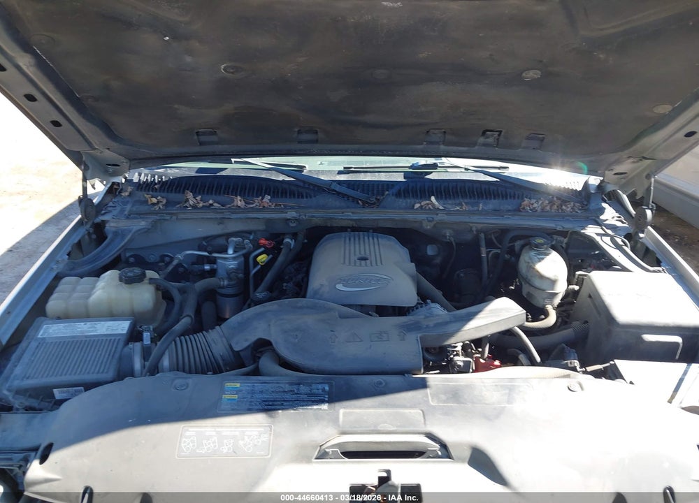 2005 CHEVROLET TAHOE LS VIN: 1GNEK13T65J257202
