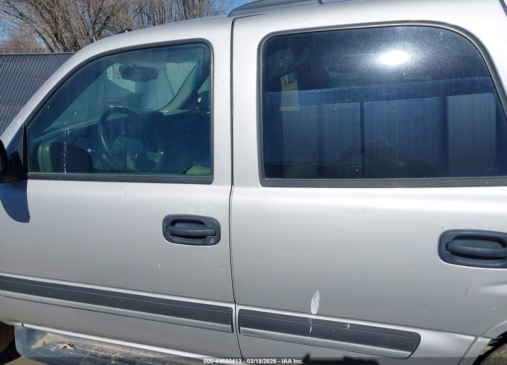 2005 CHEVROLET TAHOE LS VIN: 1GNEK13T65J257202