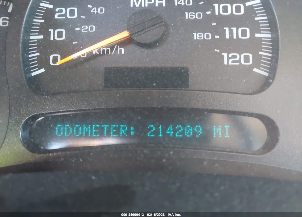 2005 CHEVROLET TAHOE LS VIN: 1GNEK13T65J257202