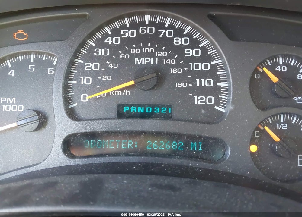 2003 CHEVROLET SUBURBAN 1500 LT VIN: 1GNEC16Z53J102151
