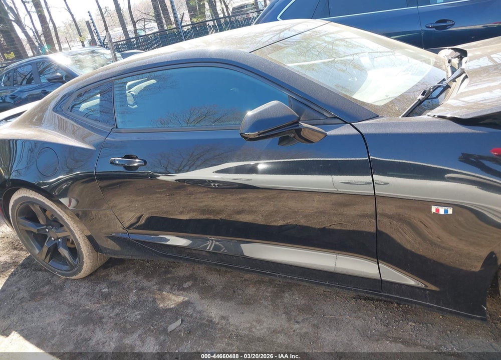 2018 CHEVROLET CAMARO 1LT VIN: 1G1FB1RS1J0109947
