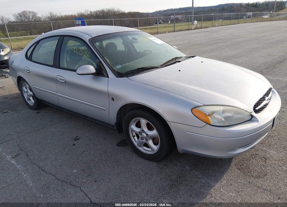 2002 FORD TAURUS SES VIN: 1FAFP55212G266933