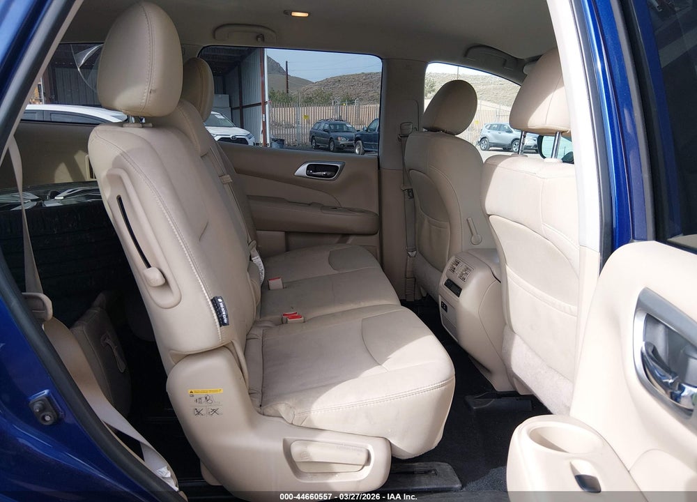2019 NISSAN PATHFINDER SV VIN: 5N1DR2MM4KC580267