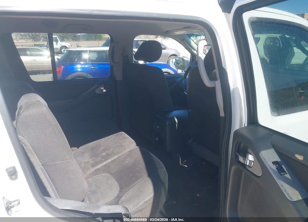 2006 NISSAN PATHFINDER SE VIN: 5N1AR18W76C623093