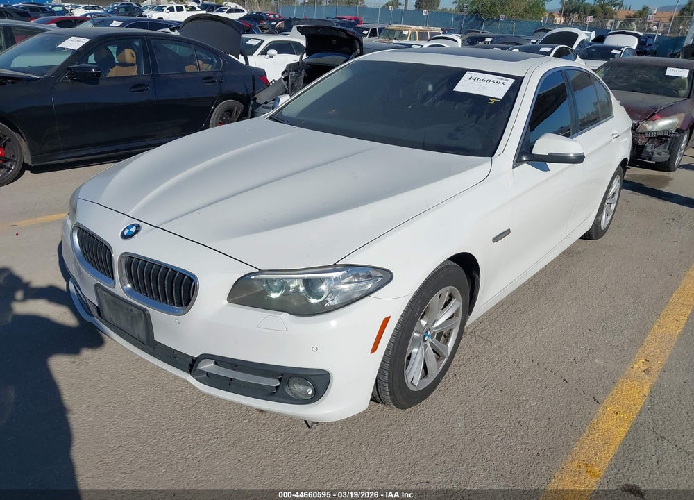 2016 BMW 528I VIN: WBA5A5C54GG349586