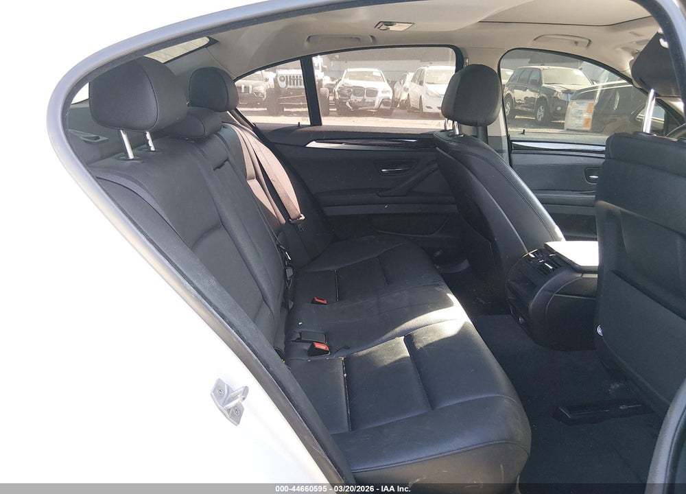 2016 BMW 528I VIN: WBA5A5C54GG349586