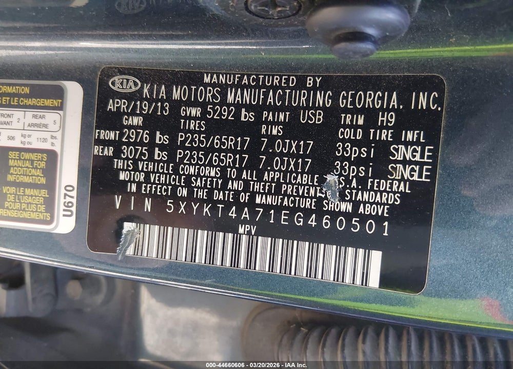 2014 KIA SORENTO LX V6 VIN: 5XYKT4A71EG460501