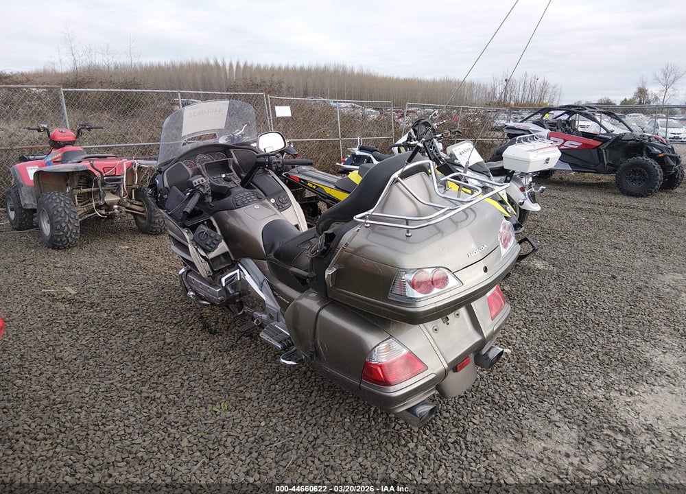 2006 HONDA GL1800 VIN: 1HFSC47HX6A502249