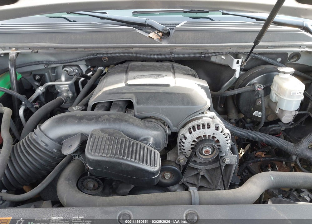 2014 CHEVROLET SUBURBAN 1500 LT VIN: 1GNSKJE78ER203789