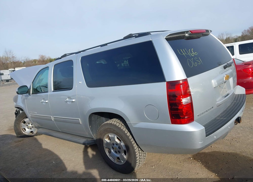 2014 CHEVROLET SUBURBAN 1500 LT VIN: 1GNSKJE78ER203789