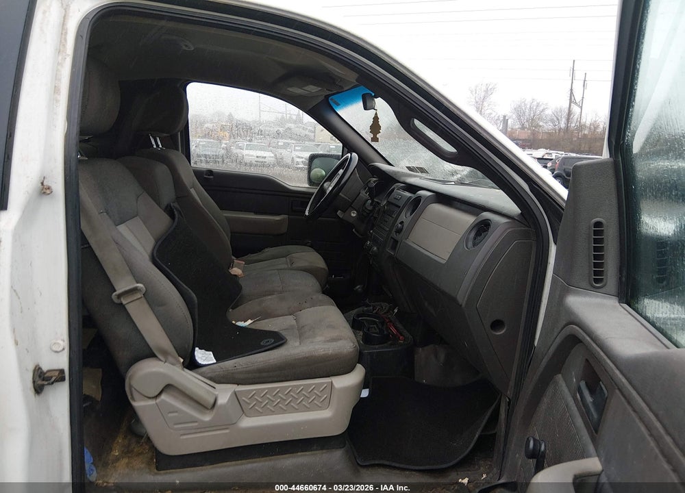 2010 FORD F-150 STX/XL/XLT VIN: 1FTMF1EW6AKB58738