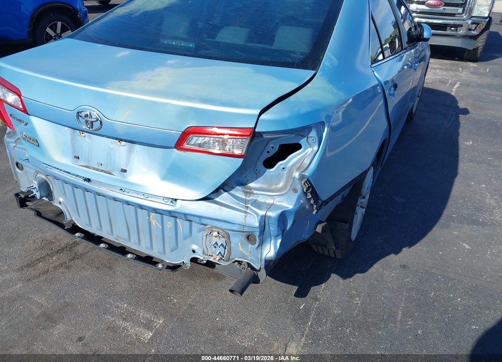 2014 TOYOTA CAMRY L VIN: 4T1BF1FK5EU758627