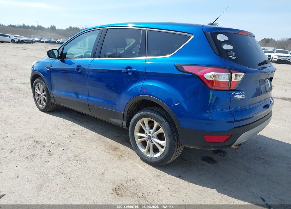 2017 FORD ESCAPE SE VIN: 1FMCU9GD3HUC40822