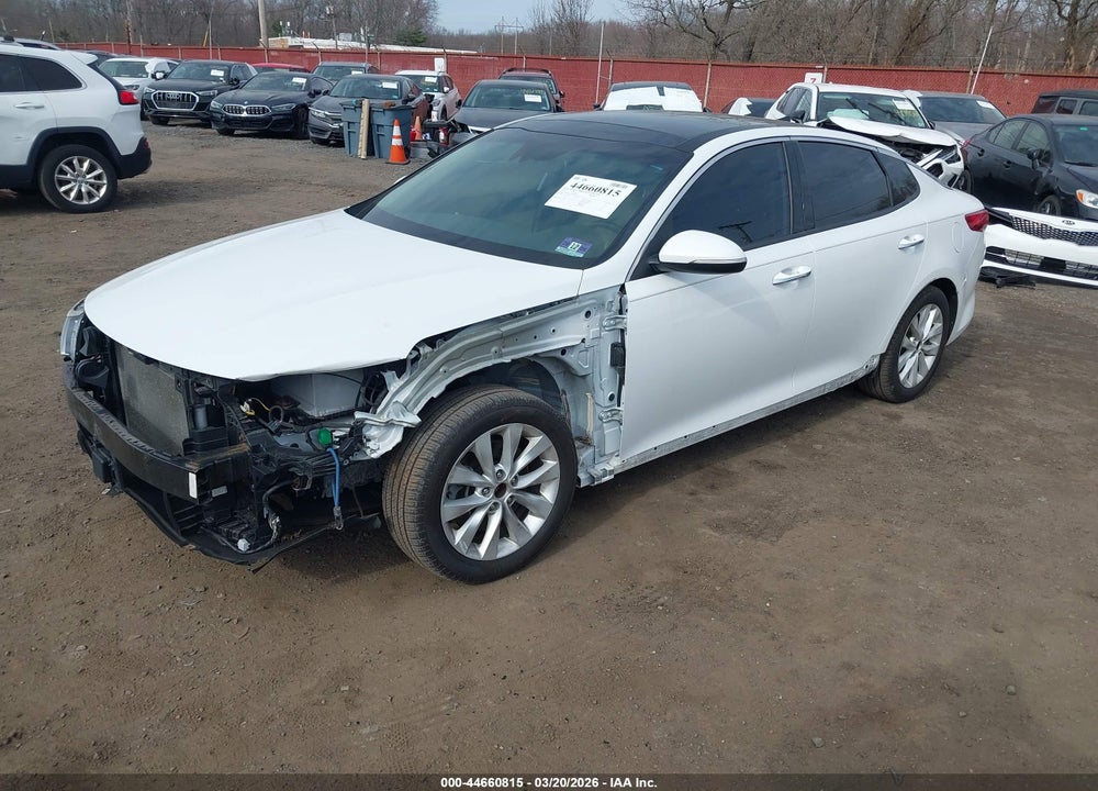2018 KIA OPTIMA EX VIN: 5XXGU4L39JG206949