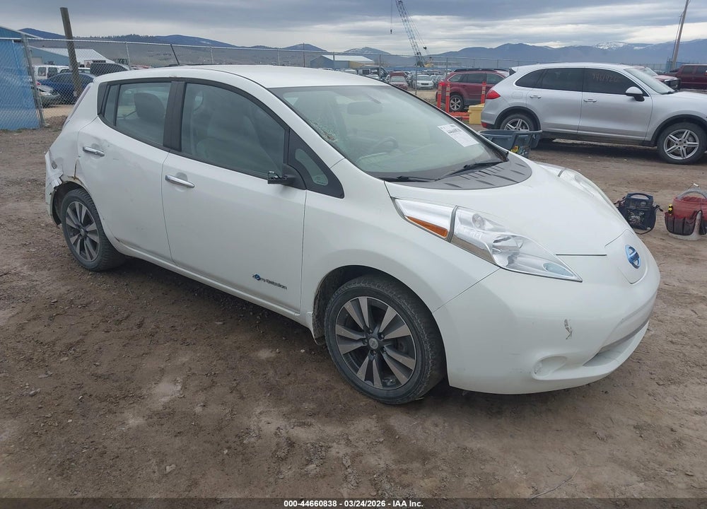2015 NISSAN LEAF SV VIN: 1N4AZ0CP2FC313700