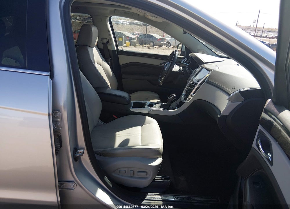 2013 CADILLAC SRX LUXURY COLLECTION VIN: 3GYFNGE38DS530667
