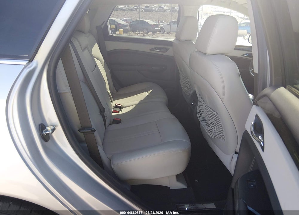 2013 CADILLAC SRX LUXURY COLLECTION VIN: 3GYFNGE38DS530667