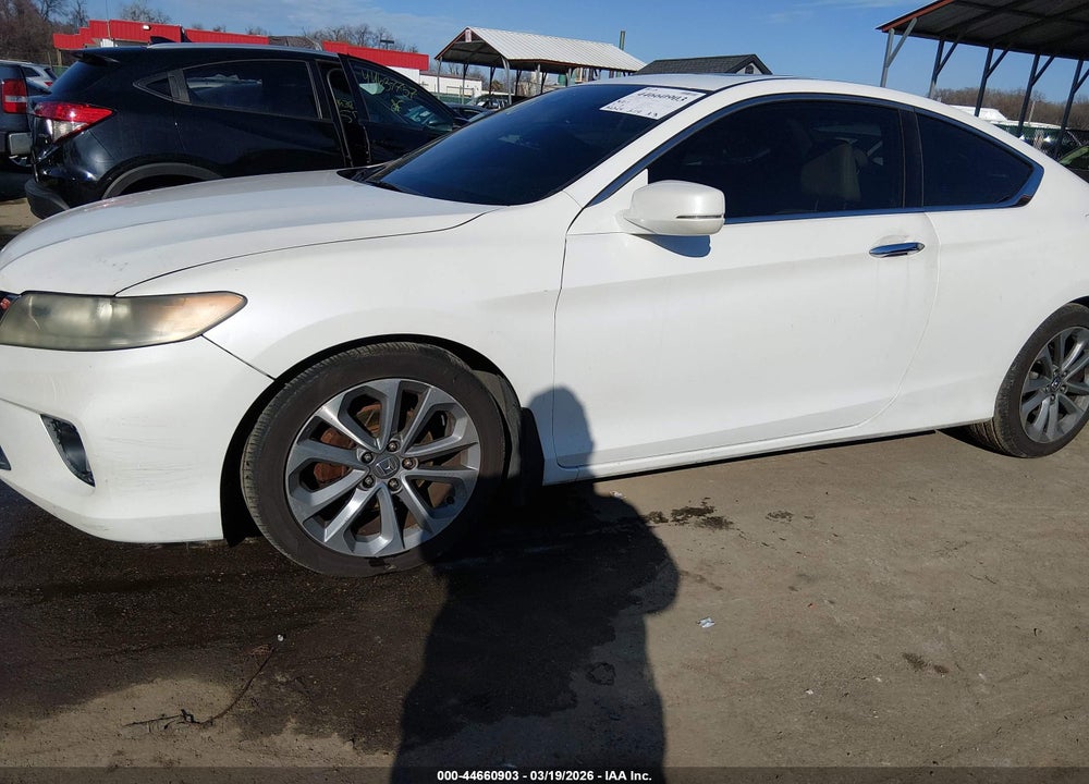 2014 HONDA ACCORD EX-L V-6 VIN: 1HGCT2B85EA008598