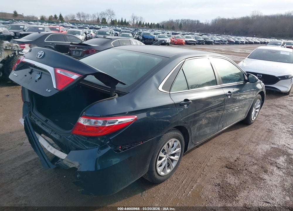 2017 TOYOTA CAMRY LE VIN: 4T1BF1FK5HU692083