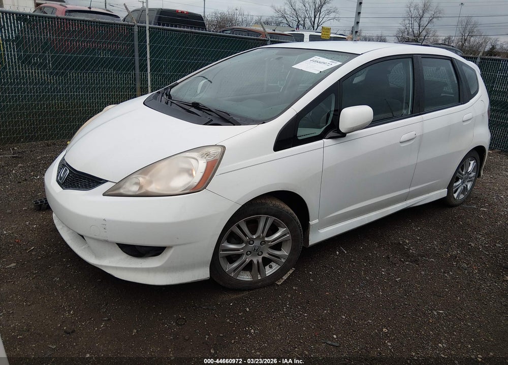 2011 HONDA FIT SPORT VIN: JHMGE8H58BC010791