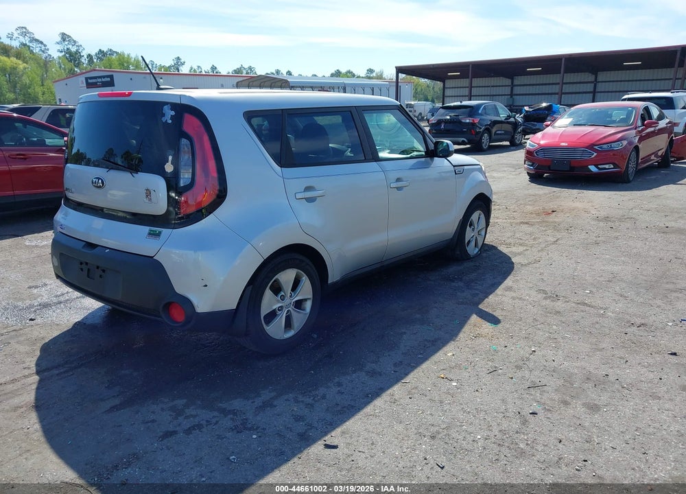 2015 KIA SOUL VIN: KNDJN2A2XF7785645