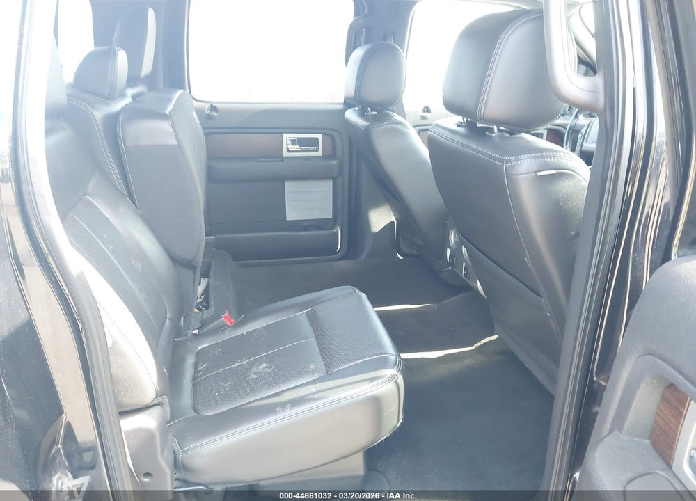 2014 FORD F-150 LARIAT VIN: 1FTFW1ET1EFA22689