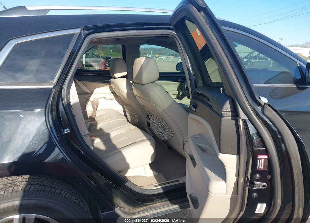 2011 CADILLAC SRX LUXURY COLLECTION VIN: 3GYFNAEY4BS680748