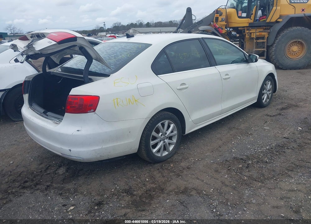 2014 VOLKSWAGEN JETTA 1.8T SE VIN: 3VWD17AJ2EM202127