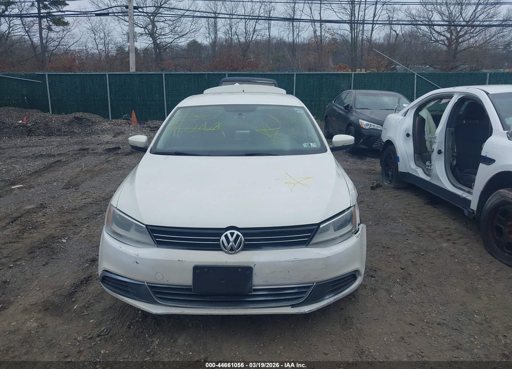 2014 VOLKSWAGEN JETTA 1.8T SE VIN: 3VWD17AJ2EM202127