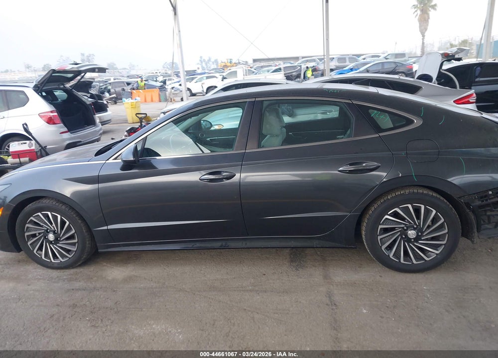 2020 HYUNDAI SONATA HYBRID SEL VIN: KMHL34JJ1LA011537