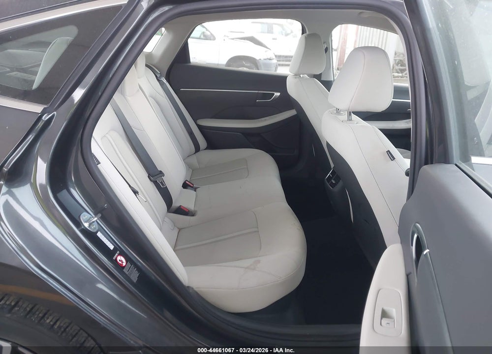2020 HYUNDAI SONATA HYBRID SEL VIN: KMHL34JJ1LA011537