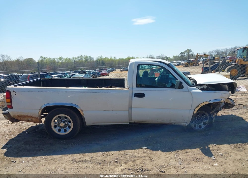 2001 CHEVROLET SILVERADO 1500 VIN: 1GCEC14W51Z258528