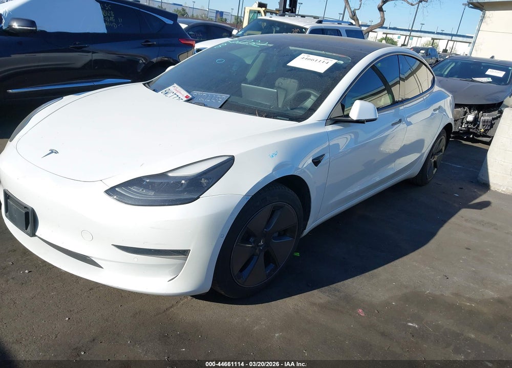 2021 TESLA MODEL 3 STANDARD RANGE PLUS REAR-WHEEL DRIVE VIN: 5YJ3E1EAXMF941372