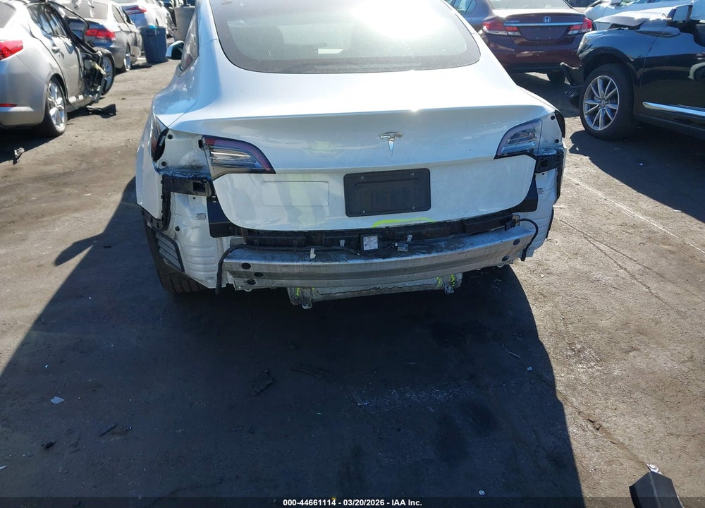 2021 TESLA MODEL 3 STANDARD RANGE PLUS REAR-WHEEL DRIVE VIN: 5YJ3E1EAXMF941372