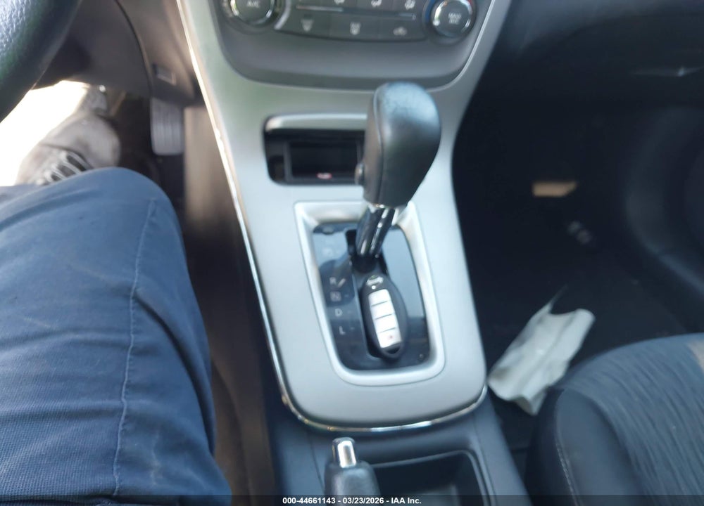 2014 NISSAN SENTRA SV VIN: 3N1AB7AP9EY302132