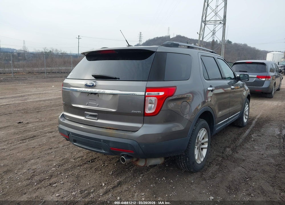 2011 FORD EXPLORER XLT VIN: 1FMHK8D82BGA10224