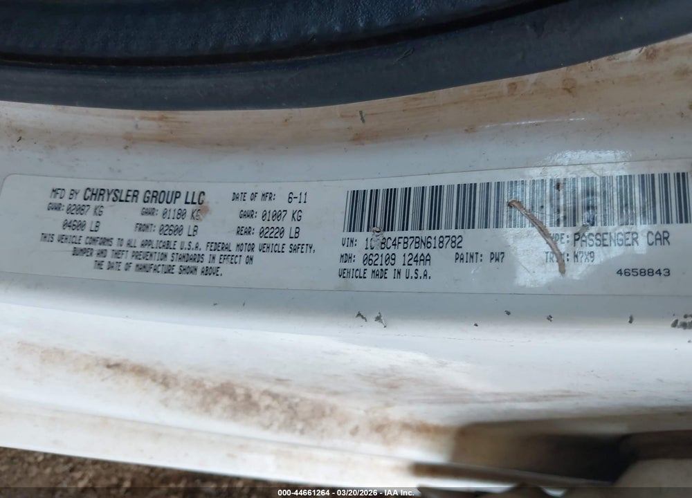 2011 CHRYSLER 200 LX VIN: 1C3BC4FB7BN618782