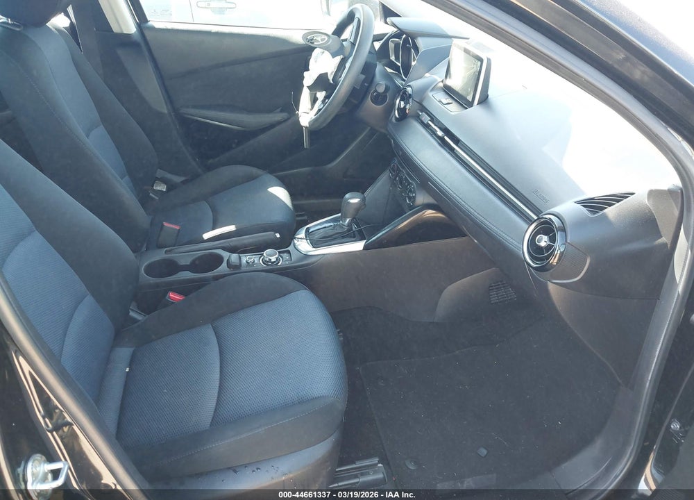 2016 SCION IA VIN: 3MYDLBZV0GY141977