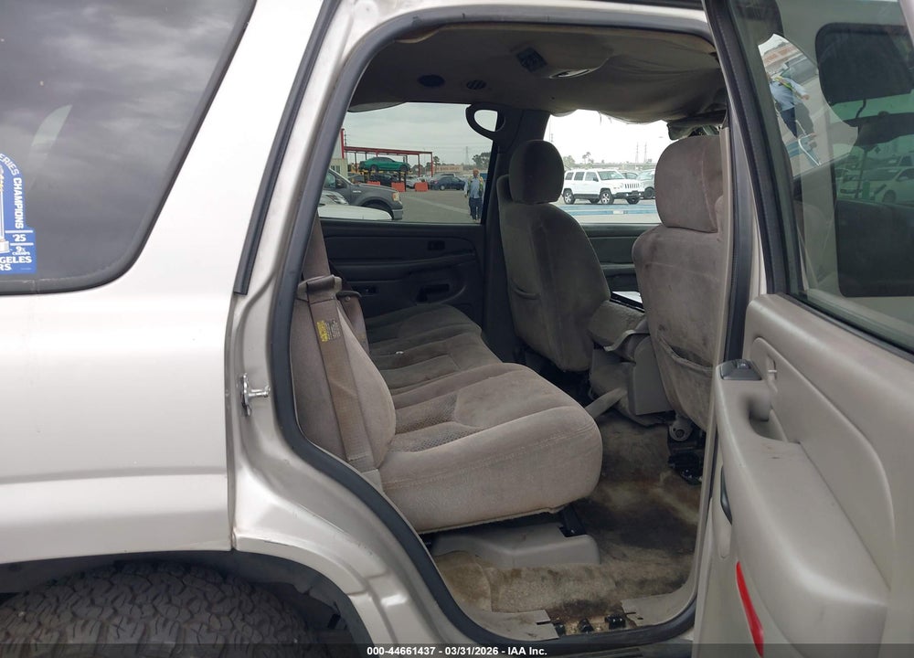 2005 CHEVROLET TAHOE LS VIN: 1GNEC13V05R174297