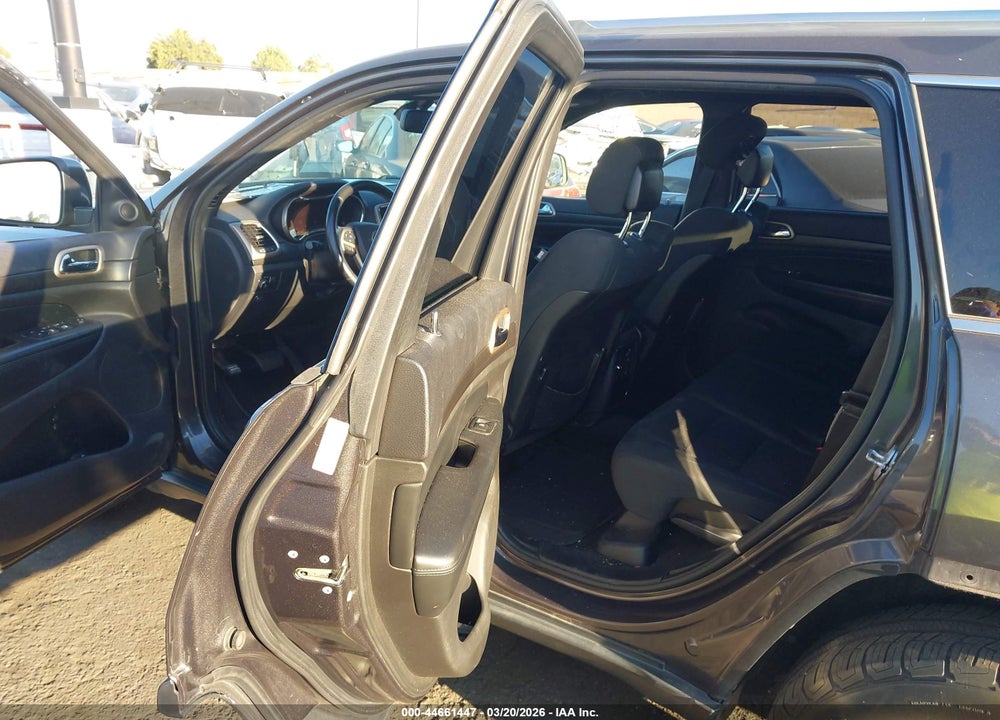 2015 JEEP GRAND CHEROKEE LAREDO VIN: 1C4RJEAG5FC957373
