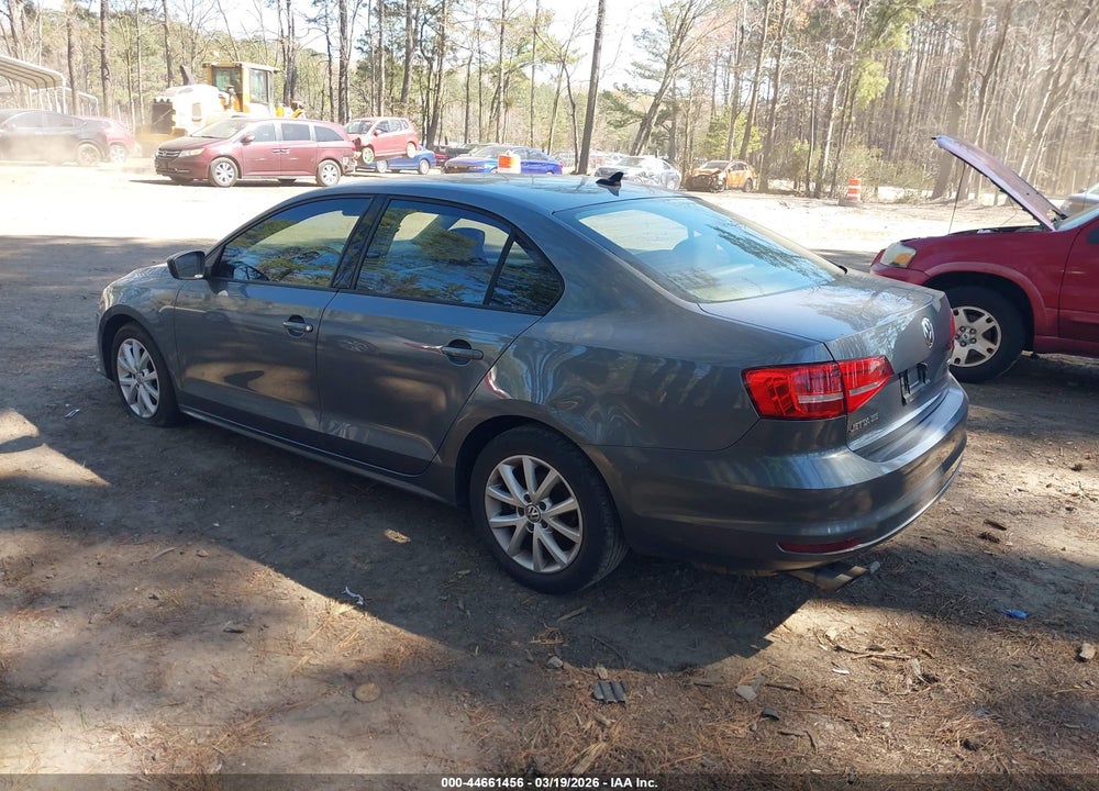 2015 VOLKSWAGEN JETTA 1.8T SE VIN: 3VWD17AJ5FM230814
