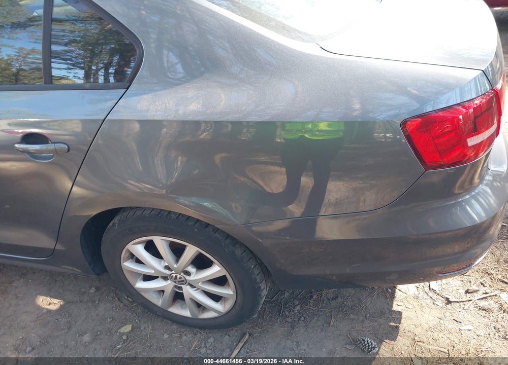 2015 VOLKSWAGEN JETTA 1.8T SE VIN: 3VWD17AJ5FM230814