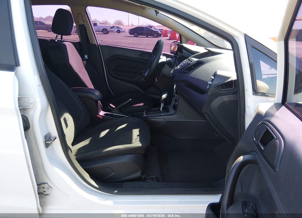 2019 FORD FIESTA SE VIN: 3FADP4BJ4KM120206