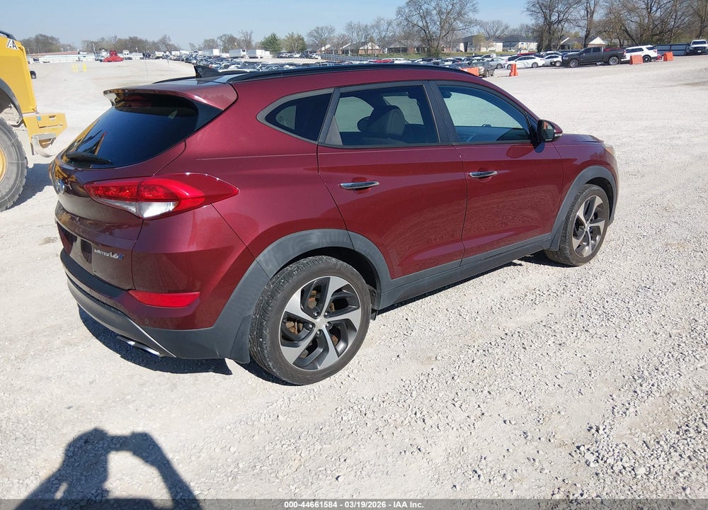 2016 HYUNDAI TUCSON LIMITED VIN: KM8J33A28GU097881