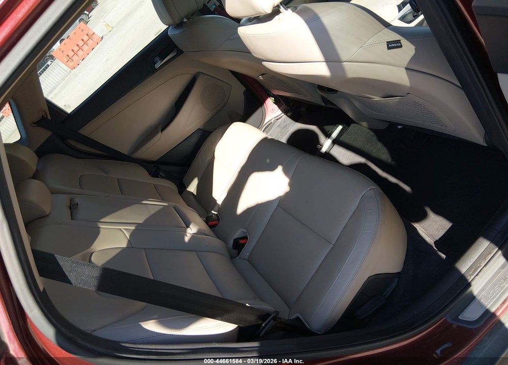 2016 HYUNDAI TUCSON LIMITED VIN: KM8J33A28GU097881