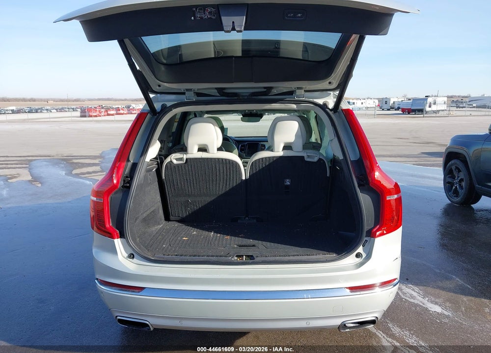 2021 VOLVO XC90 T6 INSCRIPTION 6 PASSENGER VIN: YV4A221L0M1684256