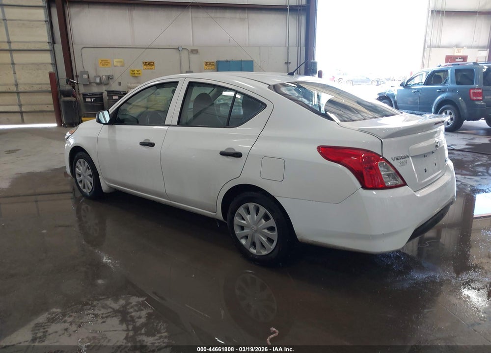 2015 NISSAN VERSA 1.6 S+ VIN: 3N1CN7AP7FL829584